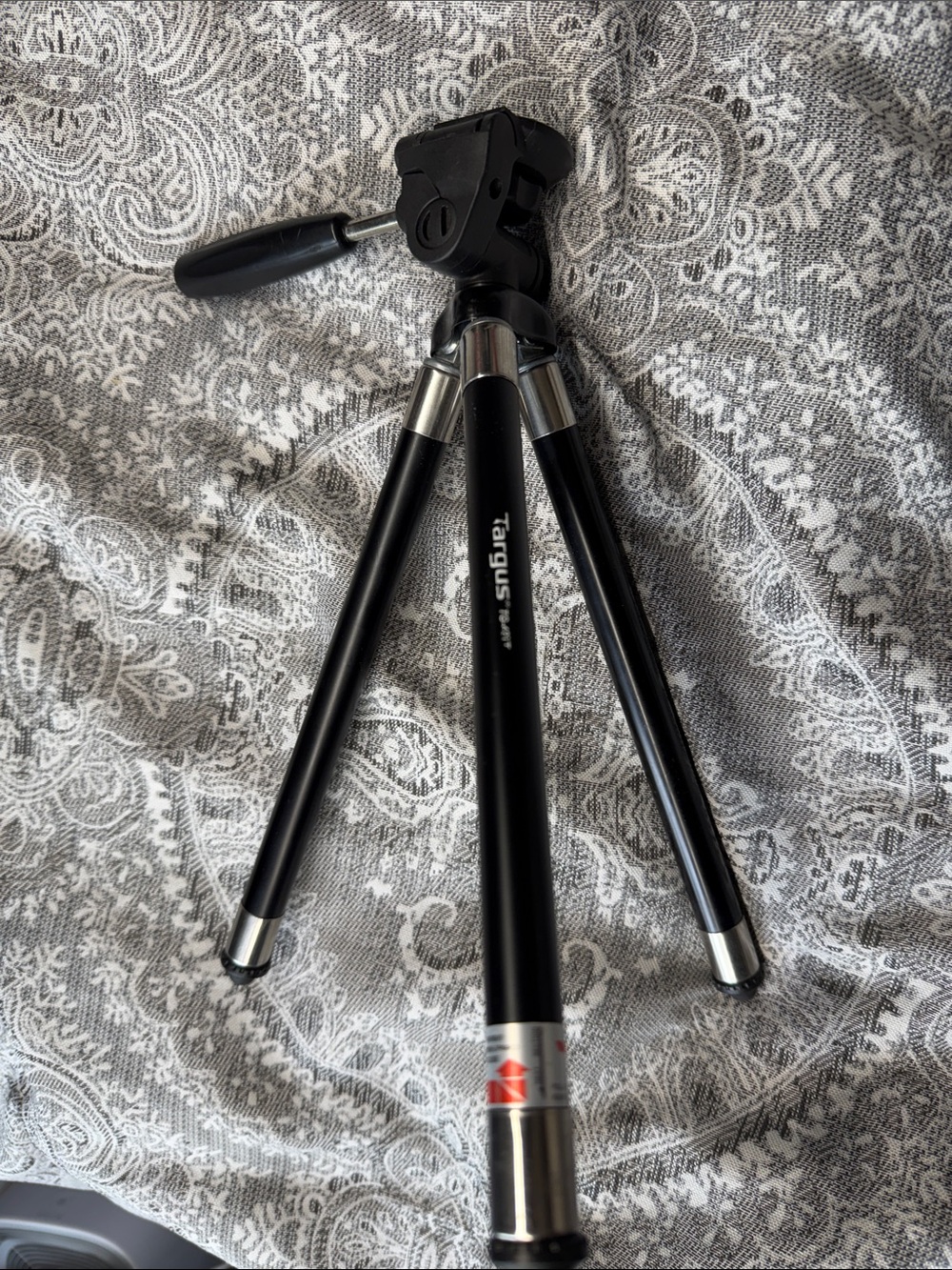 Targus TG-421T Black Mini Tripod with Silver Accents